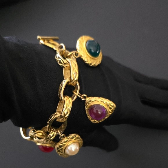 Vintage Gold Tone Multi-Color Charm Bracelet - Picture 7 of 8